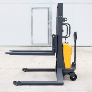 Semi-Electric Pallet Stacker WTD-2T - Image 6