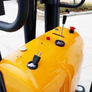 Semi-Electric Pallet Stacker WTD-2T - Image 3